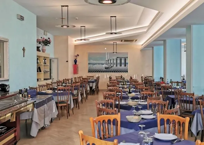 Hotel Cosmos